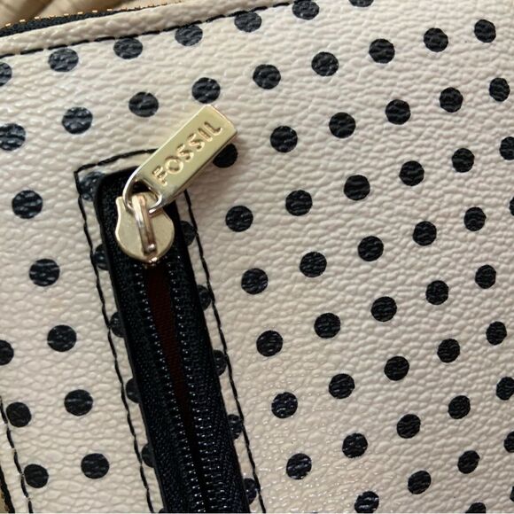 FOSSIL Zip Around Wallet Black White Polka Dots Wristlet - Picture 8 of 11